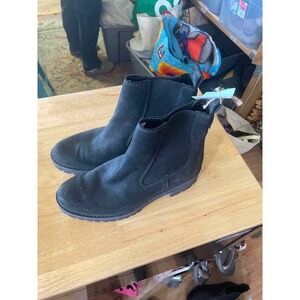 Women's Shoe Size 9.5 Timberland Black Boots